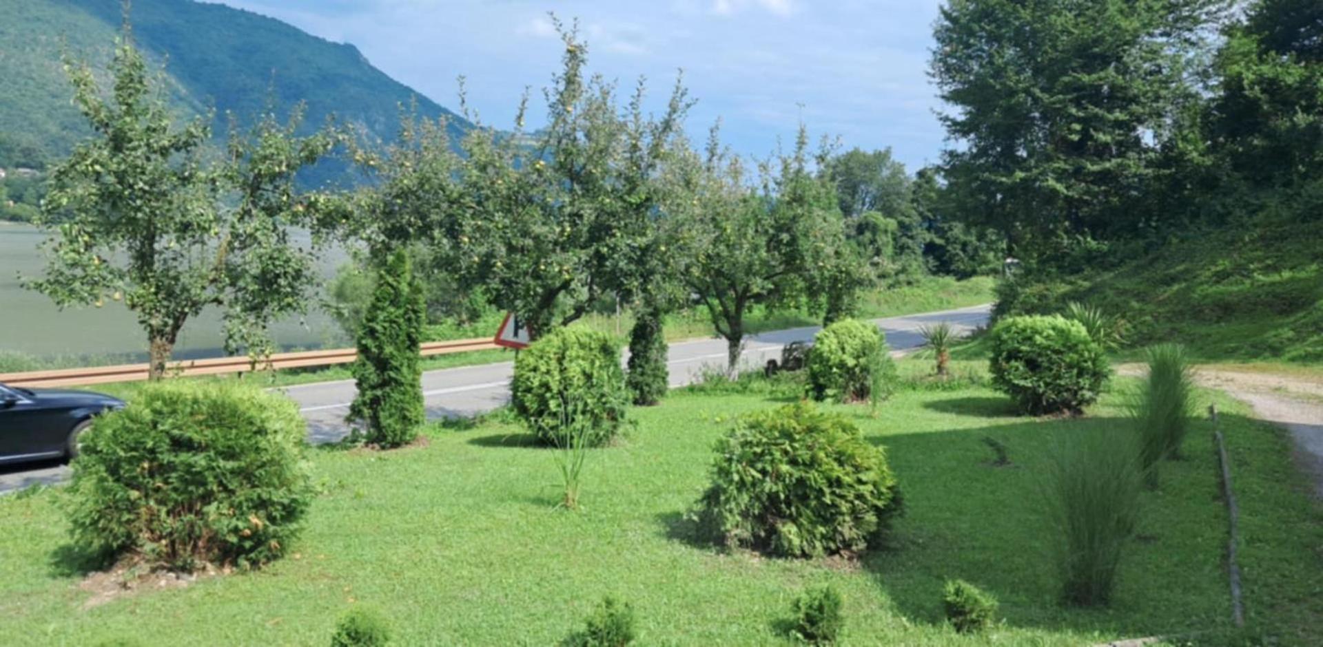Dijanin Konak Zvornik Exterior foto